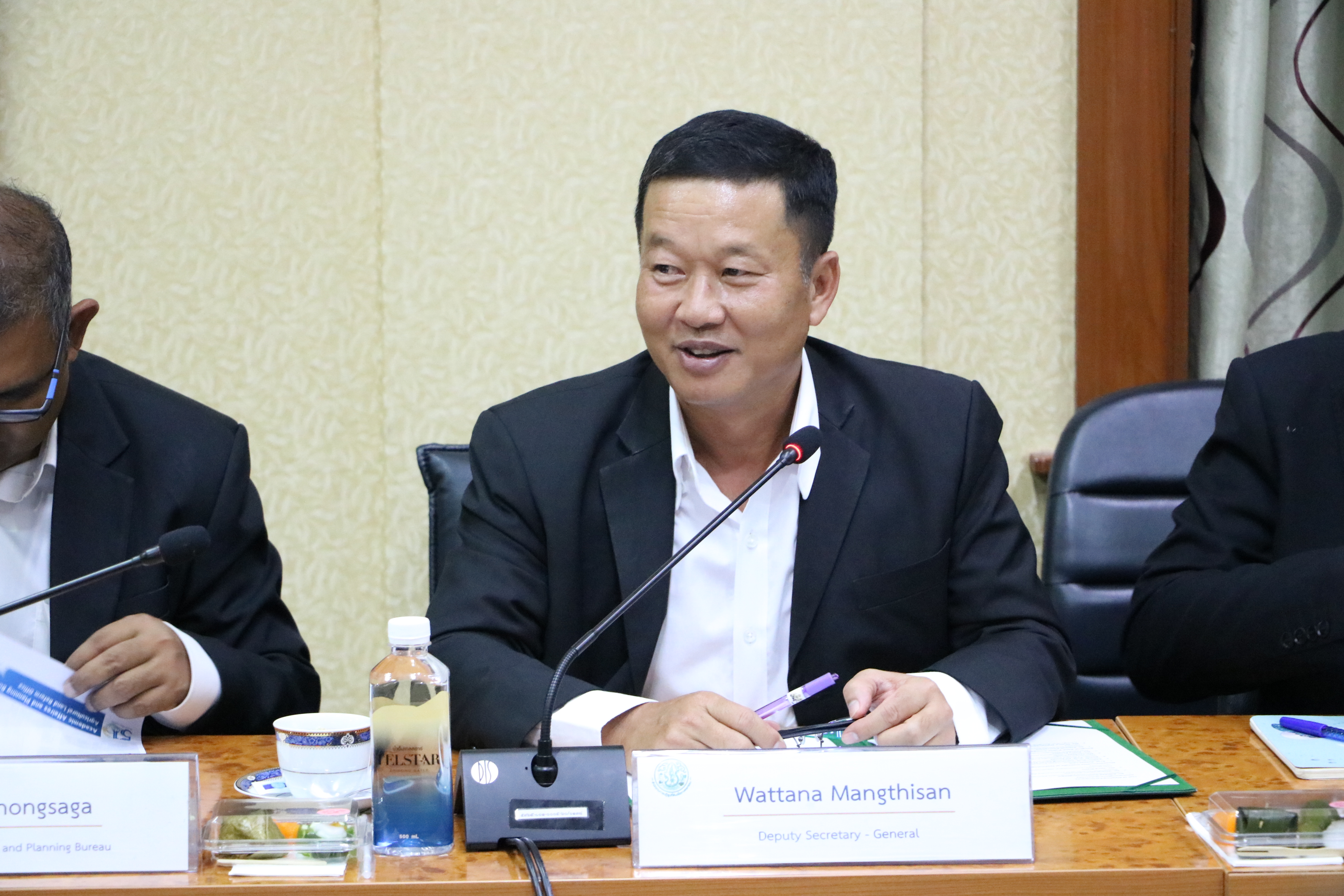 title - ส.ป.ก. เดินหน้าบูรณาการข้อมูลที่ดิน จับมือจุฬาฯ MIT และธนาคารกรุงเทพ หารือความร่วมมือวิจัย พัฒนาพื้นที่เกษตรอย่างยั่งยืน